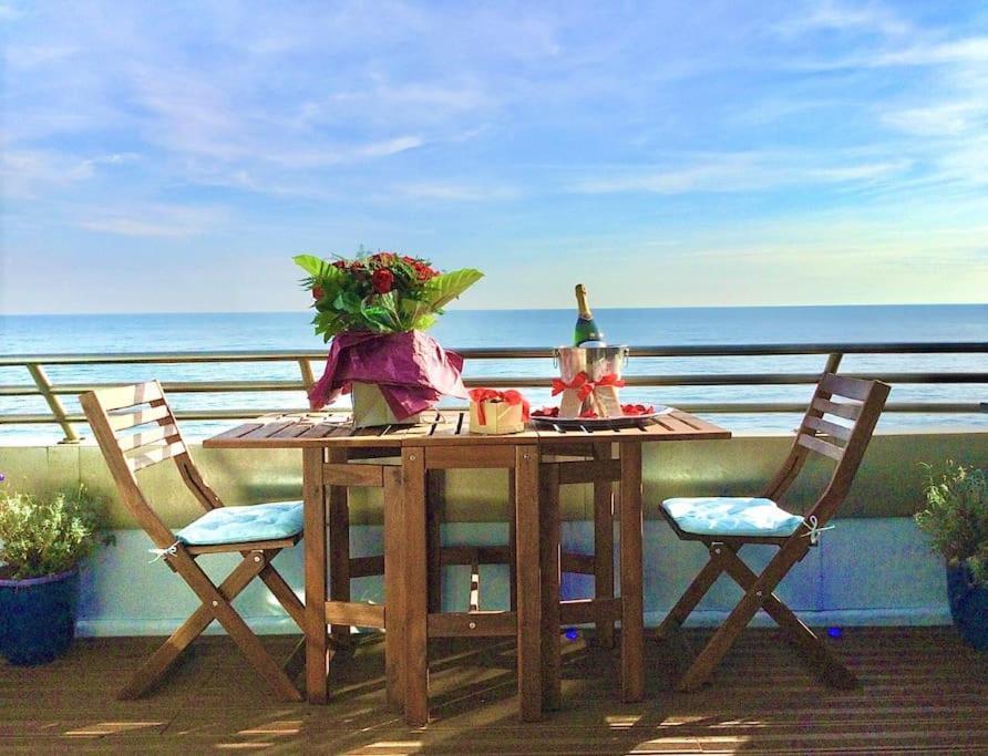 The Luxury Beach Property - Oceanbreeze 샌드게이트 외부 사진