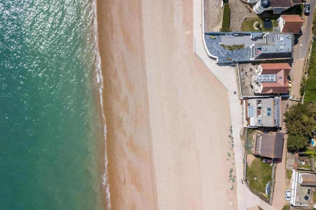 The Luxury Beach Property - Oceanbreeze 샌드게이트 외부 사진